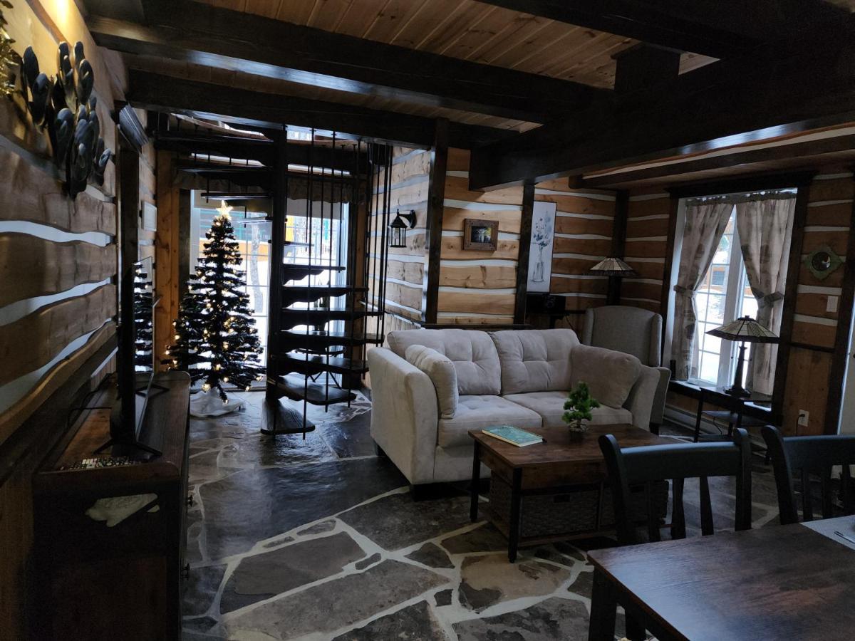 Hotel Domaine Riviere Sacacomie Saint-Alexis-des-Monts Zewnętrze zdjęcie